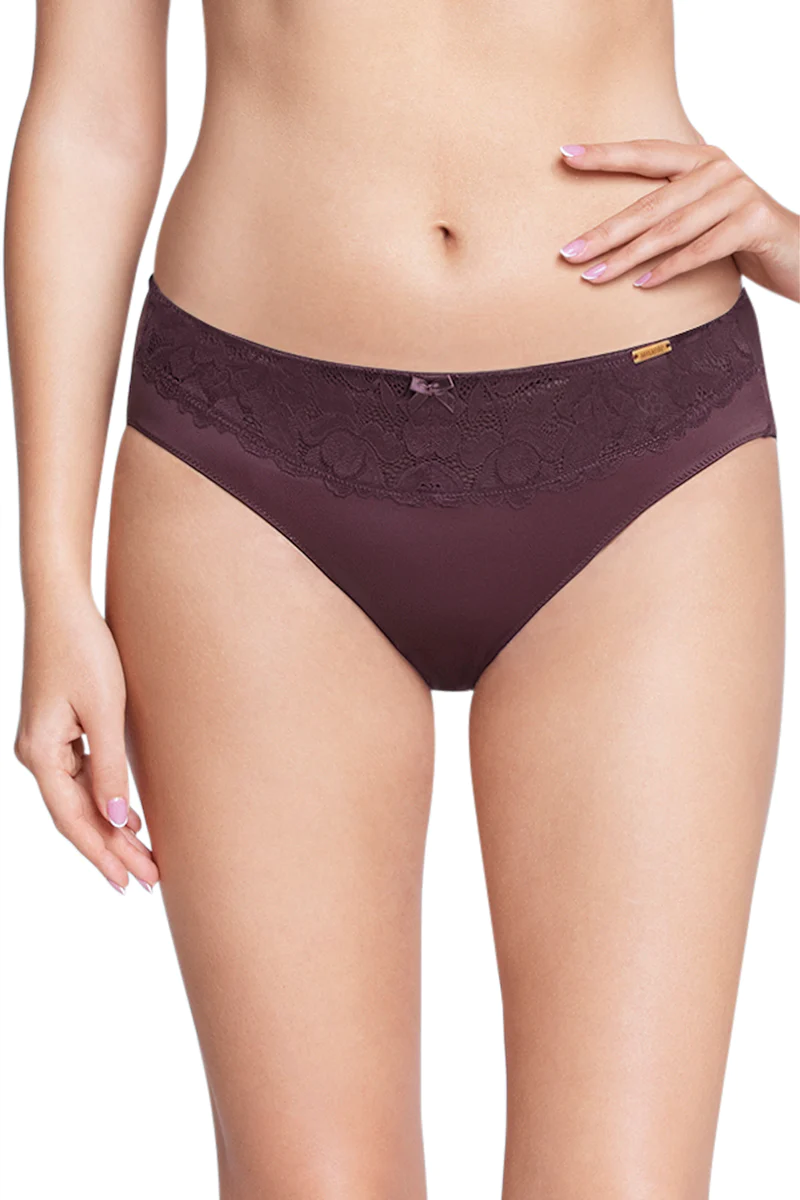 Amante  Lace Low Rise Seamed Bikini Panty - Fig