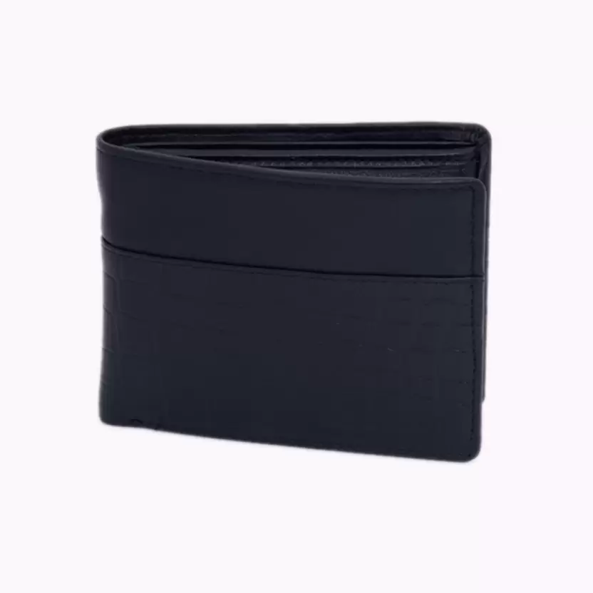Fastrack  Men Black Genuine Leather Wallet - Regular Size  (6 Card Slots)